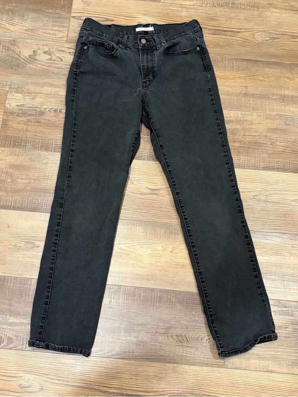 Women's Classic Straight Leg Jeans 8L 29x32 faded Black/ Charcoal